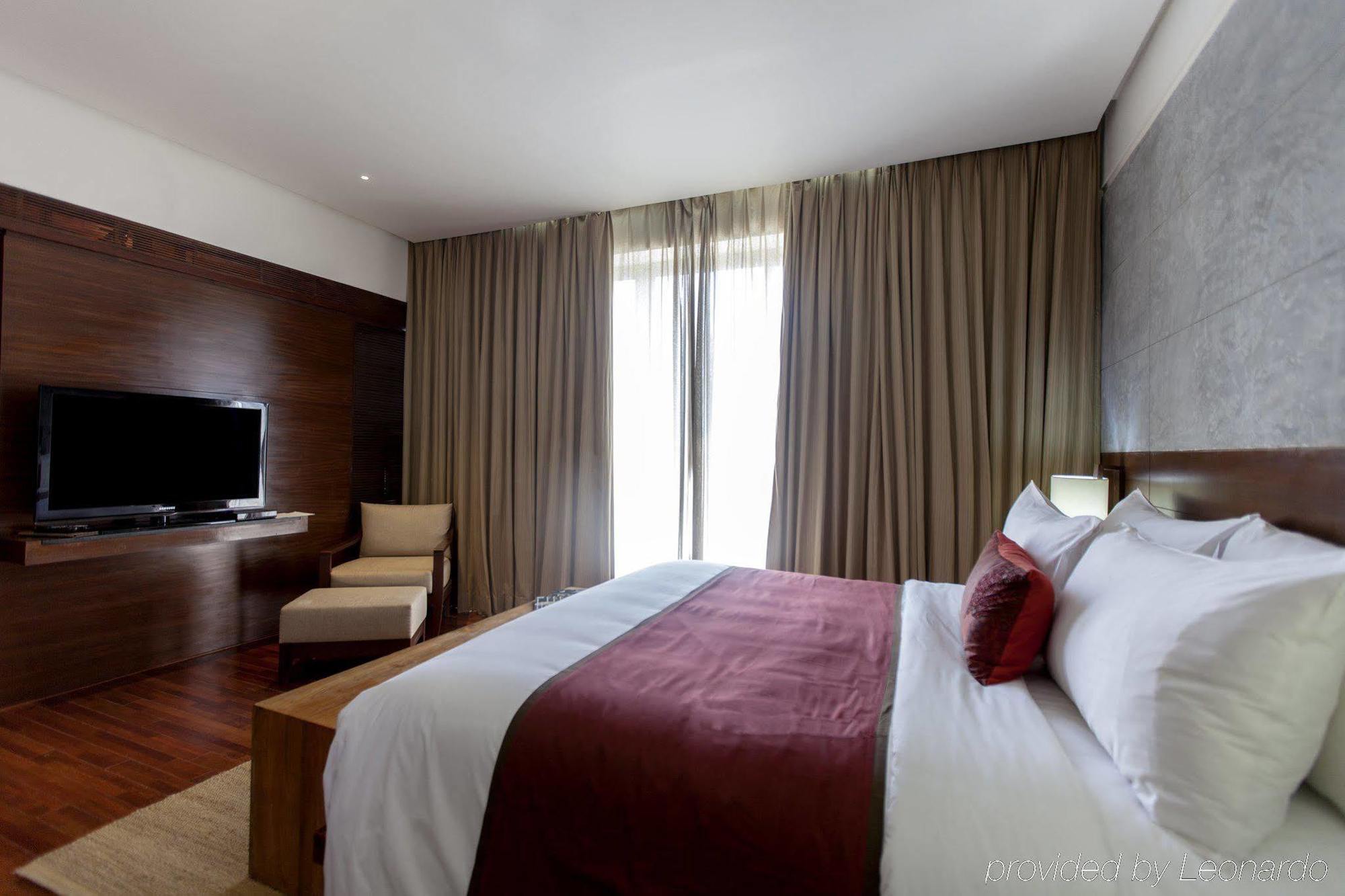Holiday Inn & Suites Bengaluru Whitefield 외부 사진